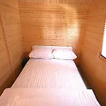 Konukevi The Bee - Trekkershuts &