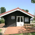 The Bee - Trekkershuts & 3*
