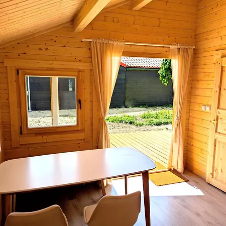 The Bee - Trekkershuts & Maison d'hôtes Opperdoes