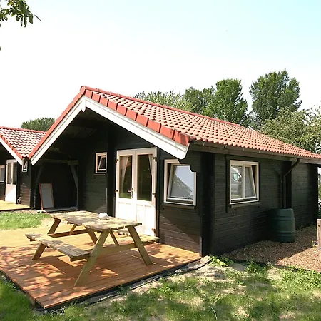 The Bee - Trekkershuts & Maison d'hôtes Opperdoes